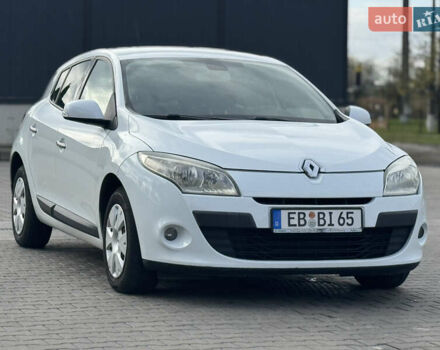 Білий Рено Меган, об'ємом двигуна 1.6 л та пробігом 220 тис. км за 5900 $, фото 6 на Automoto.ua