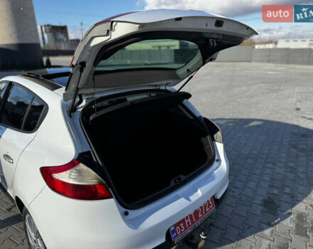 Білий Рено Меган, об'ємом двигуна 1.6 л та пробігом 233 тис. км за 5950 $, фото 38 на Automoto.ua