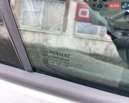 Білий Рено Меган, об'ємом двигуна 1.6 л та пробігом 252 тис. км за 7350 $, фото 72 на Automoto.ua