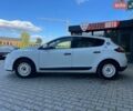 Белый Рено Меган, объемом двигателя 1.5 л и пробегом 449 тыс. км за 4700 $, фото 8 на Automoto.ua