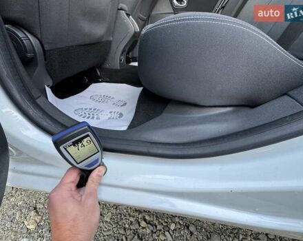 Білий Рено Меган, об'ємом двигуна 1.6 л та пробігом 252 тис. км за 7350 $, фото 89 на Automoto.ua