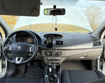 Белый Рено Меган, объемом двигателя 1.46 л и пробегом 320 тыс. км за 5700 $, фото 23 на Automoto.ua