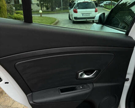 Білий Рено Меган, об'ємом двигуна 1.4 л та пробігом 224 тис. км за 7000 $, фото 9 на Automoto.ua