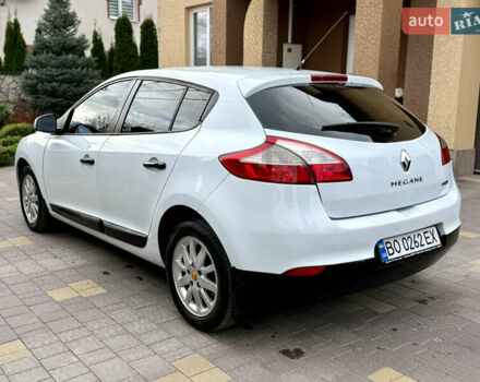 Белый Рено Меган, объемом двигателя 1.5 л и пробегом 247 тыс. км за 5433 $, фото 6 на Automoto.ua