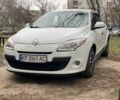 Белый Рено Меган, объемом двигателя 1.5 л и пробегом 210 тыс. км за 6200 $, фото 1 на Automoto.ua