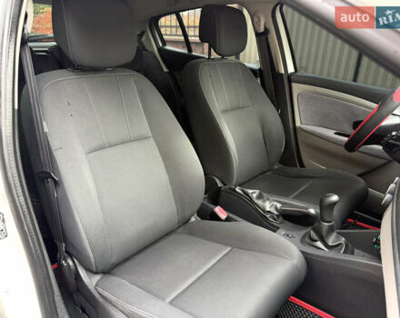 Белый Рено Меган, объемом двигателя 1.5 л и пробегом 247 тыс. км за 5433 $, фото 53 на Automoto.ua