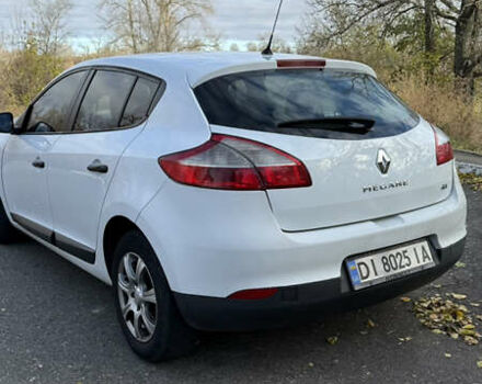 Белый Рено Меган, объемом двигателя 1.46 л и пробегом 320 тыс. км за 5700 $, фото 7 на Automoto.ua