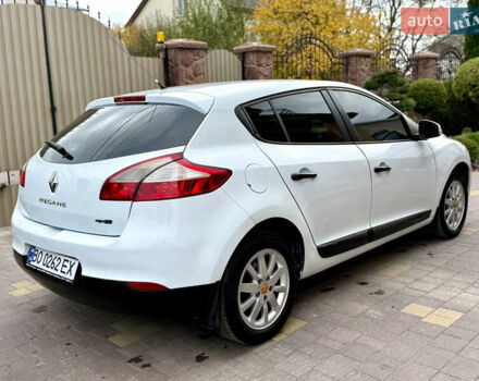 Белый Рено Меган, объемом двигателя 1.5 л и пробегом 247 тыс. км за 5433 $, фото 11 на Automoto.ua