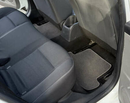 Белый Рено Меган, объемом двигателя 1.46 л и пробегом 320 тыс. км за 5700 $, фото 27 на Automoto.ua