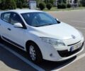 Белый Рено Меган, объемом двигателя 1.5 л и пробегом 360 тыс. км за 5200 $, фото 1 на Automoto.ua