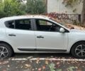 Белый Рено Меган, объемом двигателя 1.5 л и пробегом 250 тыс. км за 3700 $, фото 1 на Automoto.ua