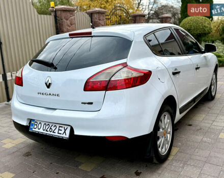 Белый Рено Меган, объемом двигателя 1.5 л и пробегом 247 тыс. км за 5433 $, фото 9 на Automoto.ua