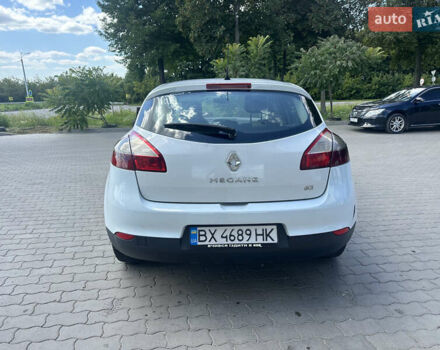 Белый Рено Меган, объемом двигателя 1.46 л и пробегом 250 тыс. км за 3999 $, фото 3 на Automoto.ua