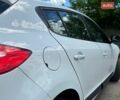 Белый Рено Меган, объемом двигателя 1.6 л и пробегом 175 тыс. км за 6650 $, фото 42 на Automoto.ua