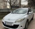 Белый Рено Меган, объемом двигателя 1.46 л и пробегом 245 тыс. км за 6100 $, фото 1 на Automoto.ua
