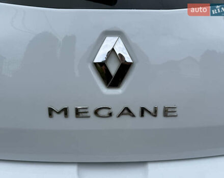 Белый Рено Меган, объемом двигателя 1.5 л и пробегом 247 тыс. км за 5433 $, фото 40 на Automoto.ua
