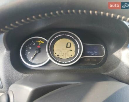 Рено Меган 2010 в Черновцах на Automoto.ua Белый Рено Меган, объемом двигателя 1.5 л и пробегом 212 тыс. км за 7250 $, фото 12 на Automoto.ua