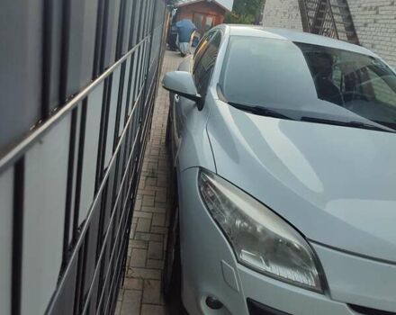 Білий Рено Меган, об'ємом двигуна 1.46 л та пробігом 309 тис. км за 5715 $, фото 1 на Automoto.ua