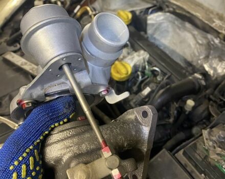 Белый Рено Меган, объемом двигателя 1.5 л и пробегом 210 тыс. км за 6200 $, фото 18 на Automoto.ua