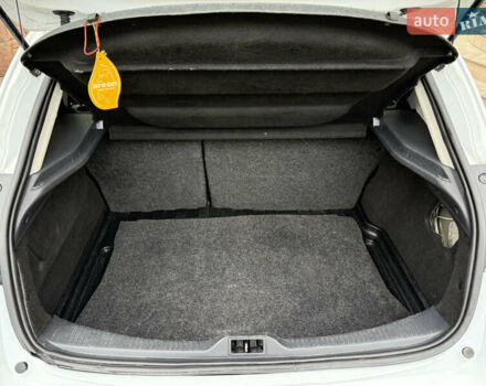 Белый Рено Меган, объемом двигателя 1.5 л и пробегом 247 тыс. км за 5433 $, фото 42 на Automoto.ua