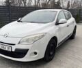 Белый Рено Меган, объемом двигателя 1.5 л и пробегом 303 тыс. км за 5200 $, фото 1 на Automoto.ua