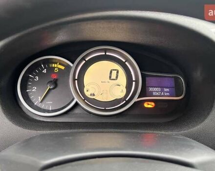 Білий Рено Меган, об'ємом двигуна 1.46 л та пробігом 303 тис. км за 5200 $, фото 4 на Automoto.ua