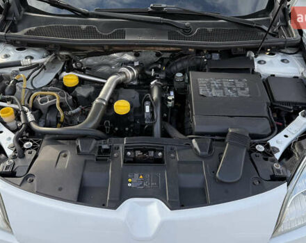 Белый Рено Меган, объемом двигателя 1.46 л и пробегом 320 тыс. км за 5700 $, фото 15 на Automoto.ua