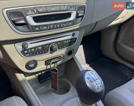 Білий Рено Меган, об'ємом двигуна 1.5 л та пробігом 398 тис. км за 6000 $, фото 11 на Automoto.ua