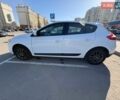 Белый Рено Меган, объемом двигателя 1.46 л и пробегом 320 тыс. км за 6100 $, фото 4 на Automoto.ua