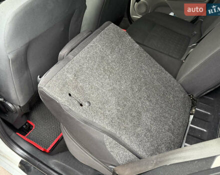 Белый Рено Меган, объемом двигателя 1.5 л и пробегом 247 тыс. км за 5433 $, фото 38 на Automoto.ua