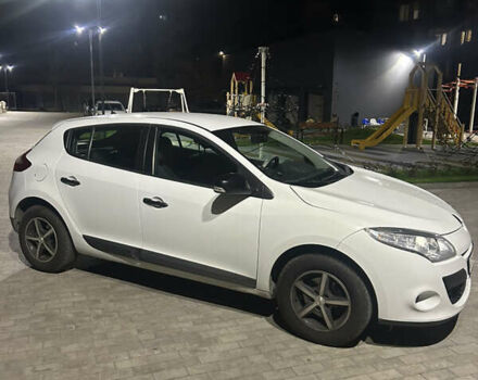 Белый Рено Меган, объемом двигателя 1.6 л и пробегом 239 тыс. км за 6999 $, фото 7 на Automoto.ua