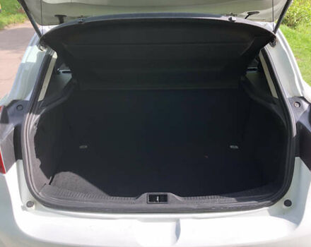 Білий Рено Меган, об'ємом двигуна 1.5 л та пробігом 192 тис. км за 5800 $, фото 8 на Automoto.ua