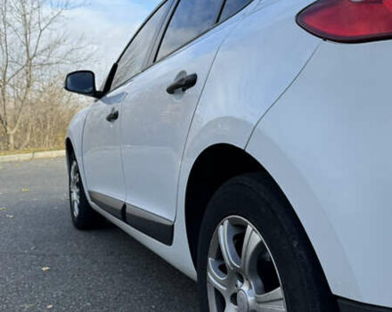 Белый Рено Меган, объемом двигателя 1.46 л и пробегом 320 тыс. км за 5700 $, фото 6 на Automoto.ua