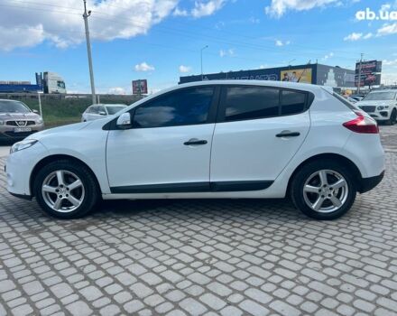 Белый Рено Меган, объемом двигателя 1.5 л и пробегом 280 тыс. км за 5990 $, фото 2 на Automoto.ua