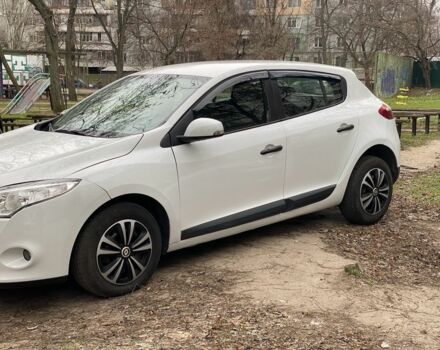 Белый Рено Меган, объемом двигателя 1.5 л и пробегом 210 тыс. км за 6200 $, фото 3 на Automoto.ua