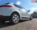 Белый Рено Меган, объемом двигателя 1.6 л и пробегом 215 тыс. км за 6300 $, фото 5 на Automoto.ua