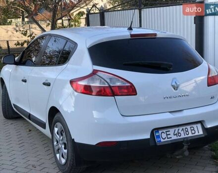 Рено Меган 2010 в Черновцах на Automoto.ua Белый Рено Меган, объемом двигателя 1.5 л и пробегом 212 тыс. км за 7250 $, фото 4 на Automoto.ua
