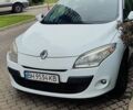 Белый Рено Меган, объемом двигателя 1.6 л и пробегом 324 тыс. км за 6000 $, фото 1 на Automoto.ua