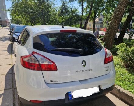 Белый Рено Меган, объемом двигателя 1.5 л и пробегом 280 тыс. км за 7100 $, фото 2 на Automoto.ua