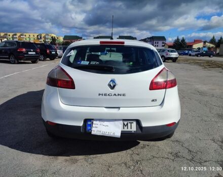 Белый Рено Меган, объемом двигателя 1.5 л и пробегом 240 тыс. км за 6300 $, фото 5 на Automoto.ua