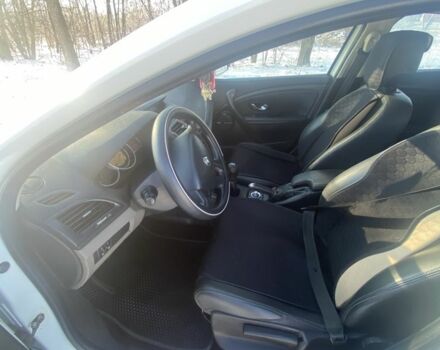 Білий Рено Меган, об'ємом двигуна 1.5 л та пробігом 350 тис. км за 6000 $, фото 13 на Automoto.ua