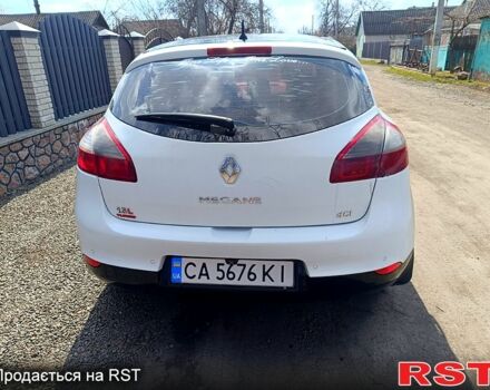 Білий Рено Меган, об'ємом двигуна 1.5 л та пробігом 300 тис. км за 4350 $, фото 6 на Automoto.ua