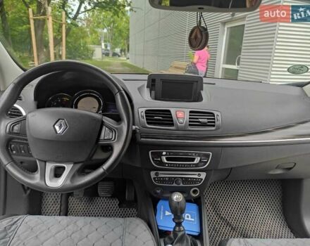 Білий Рено Меган, об'ємом двигуна 1.5 л та пробігом 196 тис. км за 7000 $, фото 6 на Automoto.ua