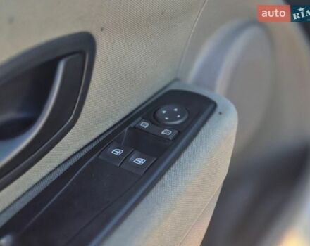 Белый Рено Меган, объемом двигателя 1.5 л и пробегом 242 тыс. км за 5999 $, фото 6 на Automoto.ua