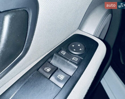 Белый Рено Меган, объемом двигателя 1.46 л и пробегом 294 тыс. км за 5800 $, фото 12 на Automoto.ua