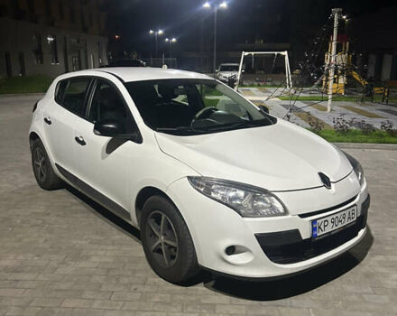 Белый Рено Меган, объемом двигателя 1.6 л и пробегом 239 тыс. км за 6999 $, фото 6 на Automoto.ua