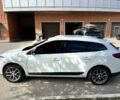 Белый Рено Меган, объемом двигателя 1.5 л и пробегом 297 тыс. км за 6400 $, фото 4 на Automoto.ua