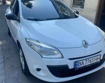 Белый Рено Меган, объемом двигателя 1.5 л и пробегом 280 тыс. км за 6299 $, фото 2 на Automoto.ua