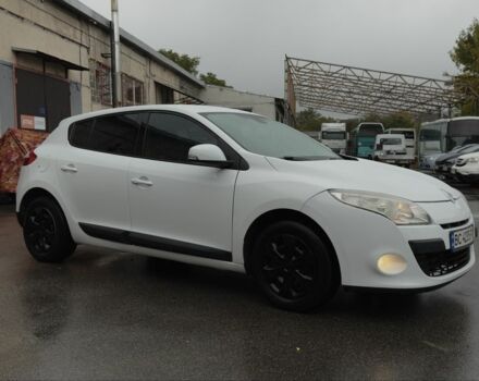 Білий Рено Меган, об'ємом двигуна 1.5 л та пробігом 245 тис. км за 7100 $, фото 5 на Automoto.ua