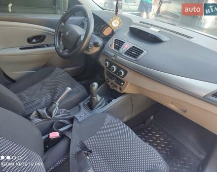 Белый Рено Меган, объемом двигателя 1.46 л и пробегом 241 тыс. км за 6500 $, фото 12 на Automoto.ua